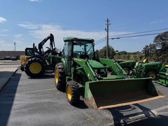 Image of John Deere 4052R equipment image 4