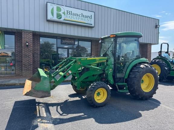 Image of John Deere 4052R equipment image 1