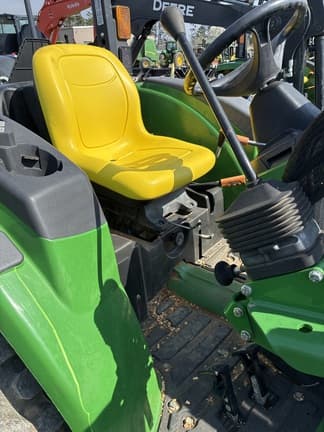 Image of John Deere 4066M equipment image 2