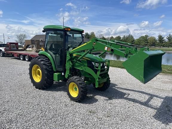 Image of John Deere 4066R equipment image 4