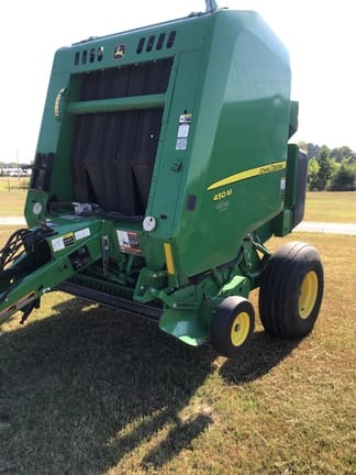 2021 John Deere 450M Equipment Image0