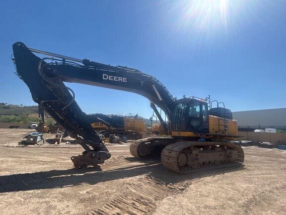 2021 John Deere 470GLC Equipment Image0