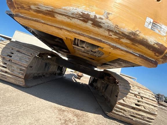 Image of John Deere 470GLC equipment image 4