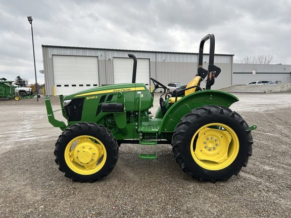 2021 John Deere 5045E Equipment Image0