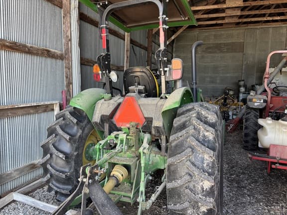 Image of John Deere 5045E equipment image 1