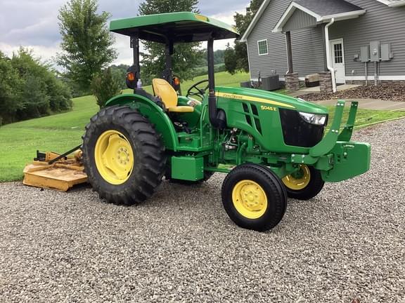Image of John Deere 5045E Primary image