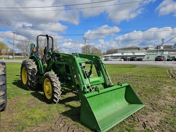 Image of John Deere 5055E Primary image