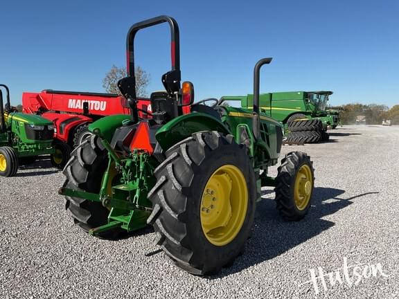 Image of John Deere 5055E equipment image 2