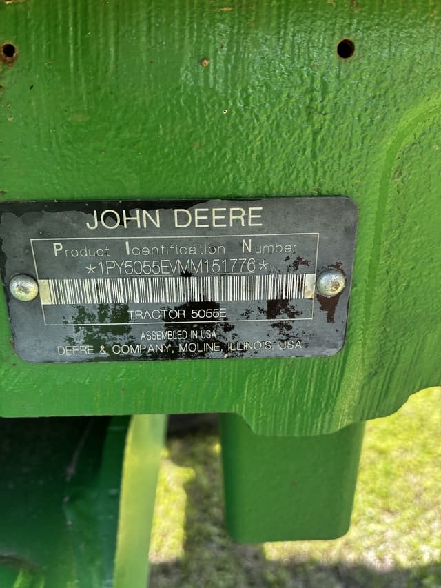 Image of John Deere 5055E equipment image 4