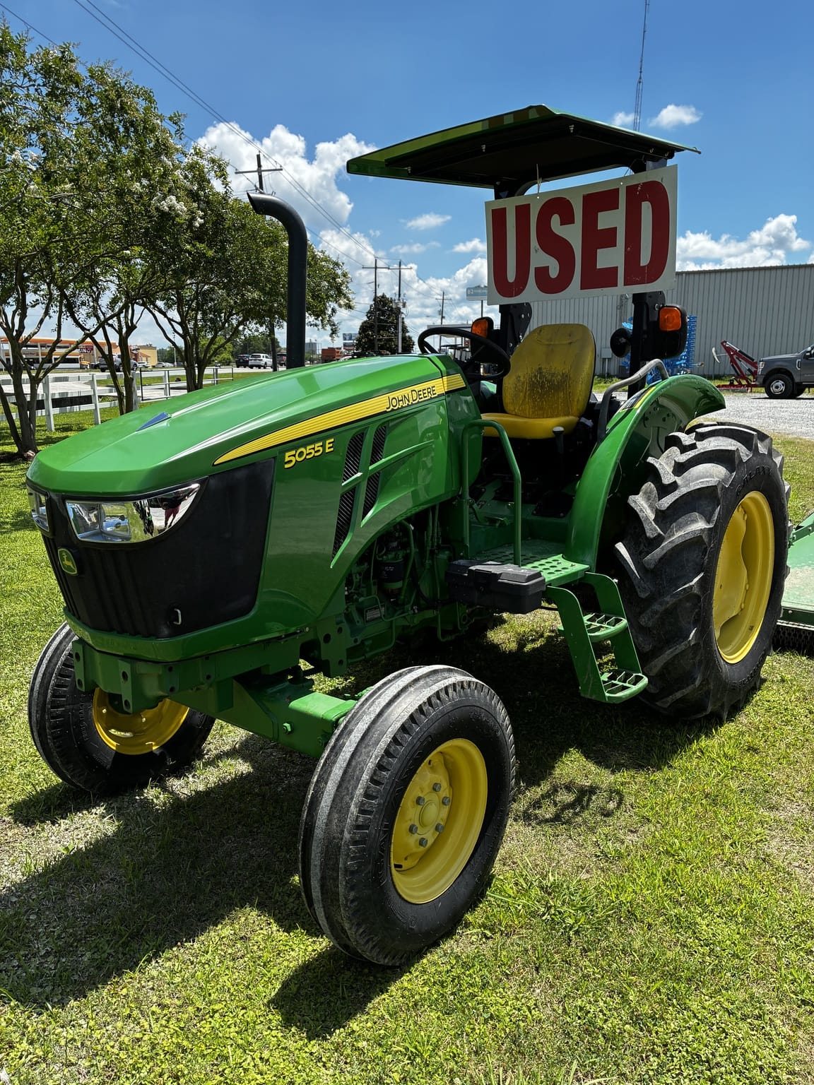 2021 John Deere 5055E Equipment Image0