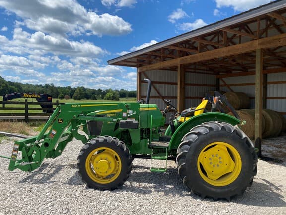 Image of John Deere 5055E equipment image 1