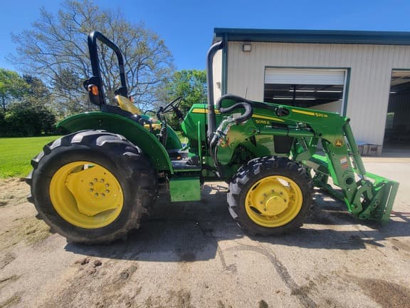 Image of John Deere 5055E equipment image 2