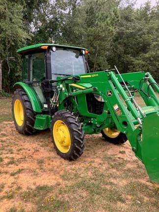 Image of John Deere 5055E equipment image 4