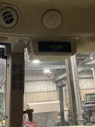 Image of John Deere 5065E equipment image 4