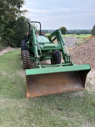 Image of John Deere 5065E equipment image 2