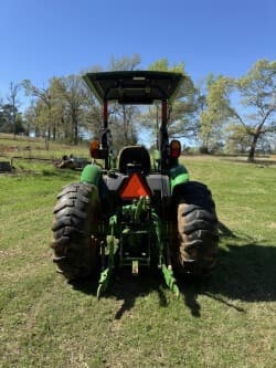 Image of John Deere 5075E equipment image 4