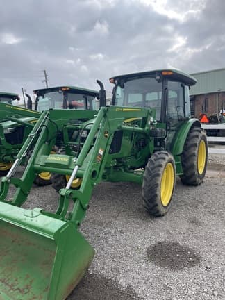 Image of John Deere 5075E equipment image 4