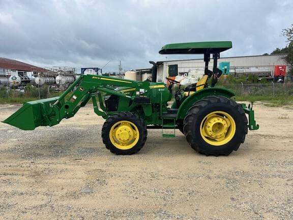 Image of John Deere 5075E equipment image 1