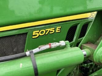 Image of John Deere 5075E equipment image 2