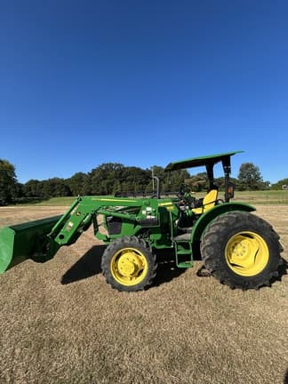 Image of John Deere 5075E equipment image 3