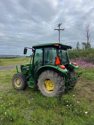 Image of John Deere 5075E equipment image 4