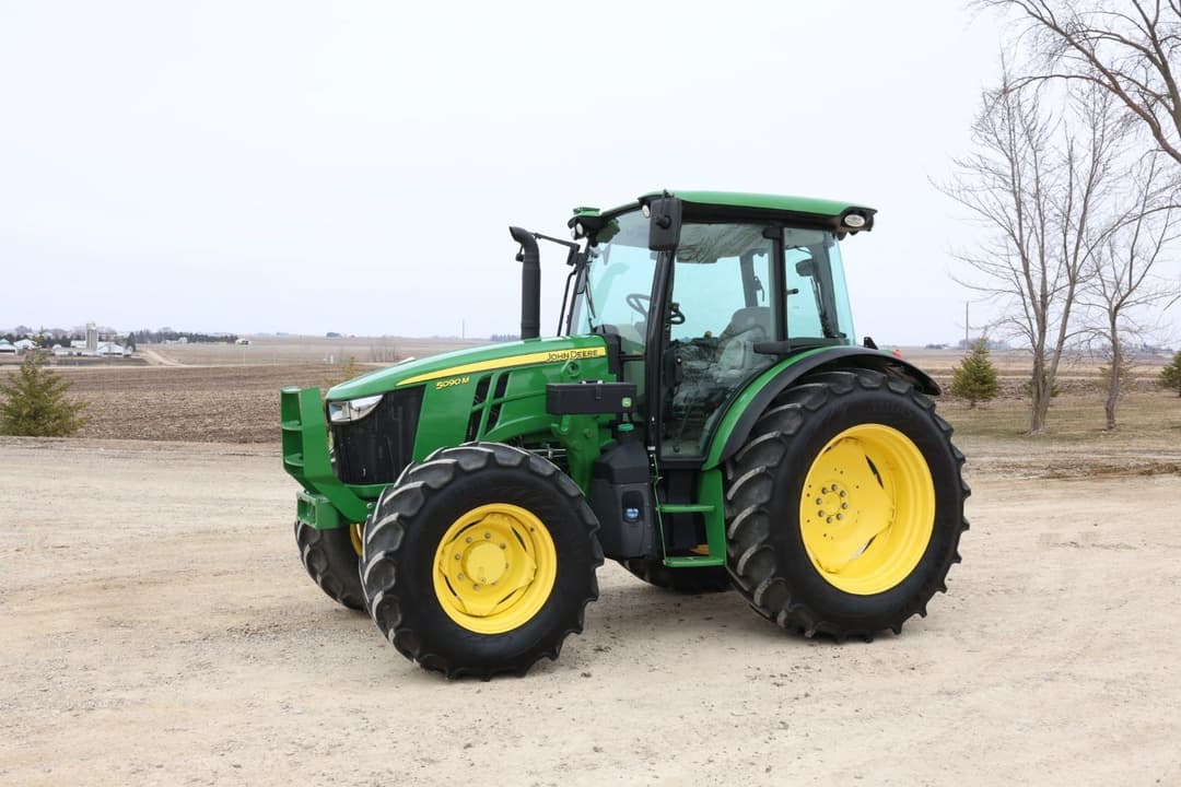 Image of John Deere 5090M Primary image