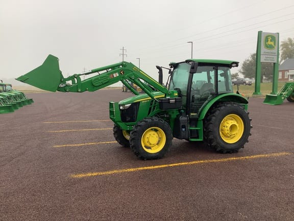 2021 John Deere 5090M Equipment Image0
