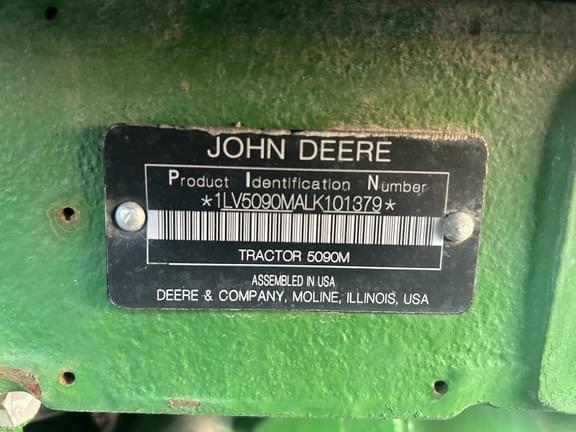 Image of John Deere 5090M equipment image 1
