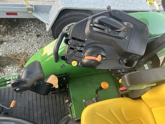 Image of John Deere 5090M equipment image 4