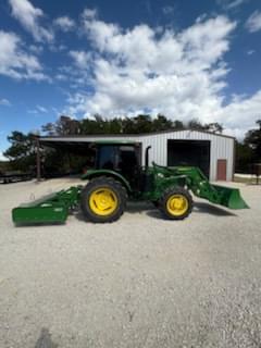 Image of John Deere 5100E equipment image 3