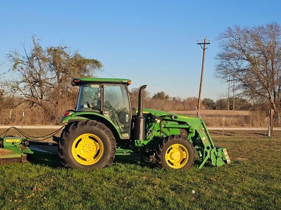2021 John Deere 5100E Equipment Image0
