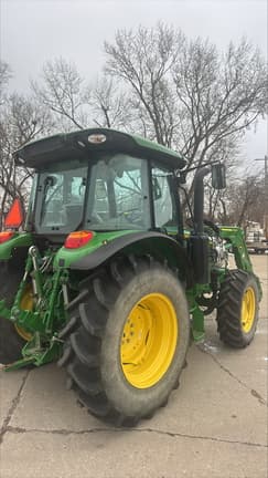 Image of John Deere 5100M equipment image 4