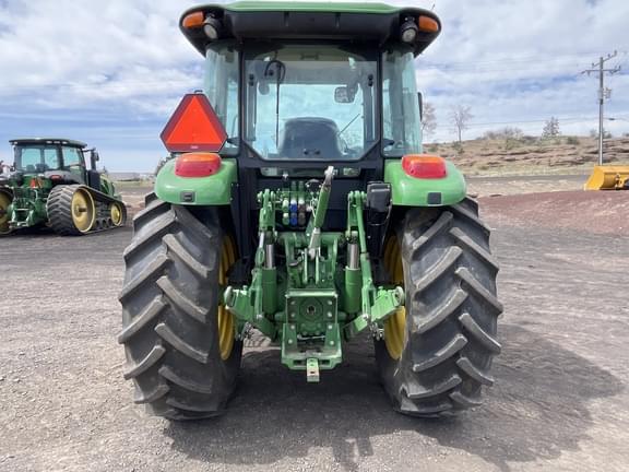 Image of John Deere 5115M equipment image 3