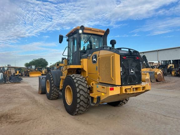 Image of John Deere 544P equipment image 3