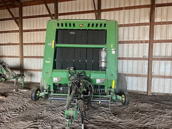 Image of John Deere 560M equipment image 1