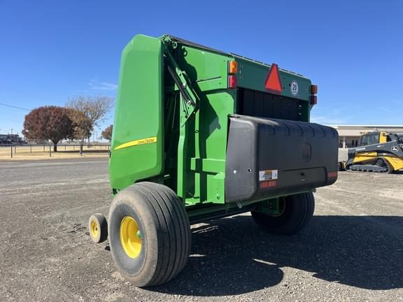 Image of John Deere 560M equipment image 2