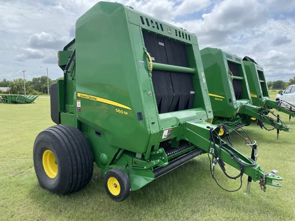Image of John Deere 560M equipment image 1