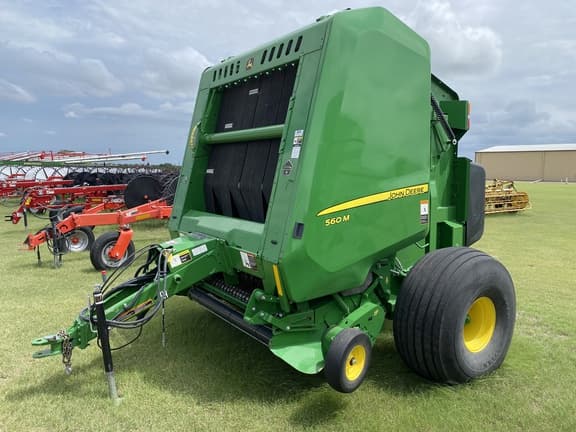 Image of John Deere 560M equipment image 2