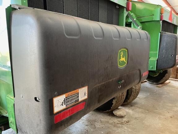 Image of John Deere 560M equipment image 2