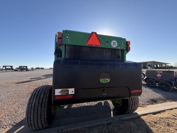 Image of John Deere 560M equipment image 2