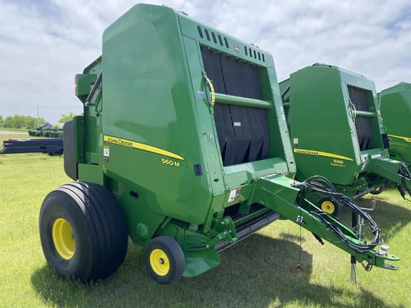 Image of John Deere 560M equipment image 2