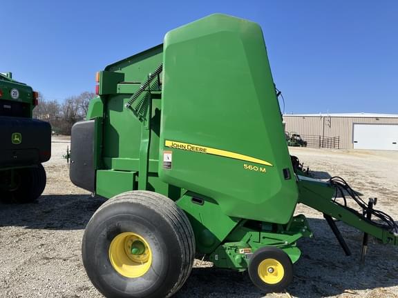 Image of John Deere 560M equipment image 1
