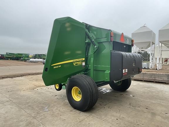 Image of John Deere 560M equipment image 4