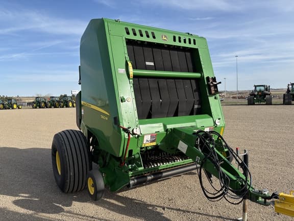 Image of John Deere 560M equipment image 3