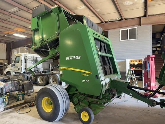 Image of John Deere 560R Primary image