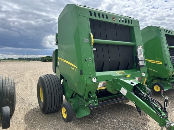 2021 John Deere 560R Equipment Image0