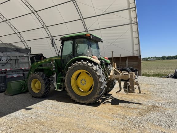 Image of John Deere 6105E equipment image 1