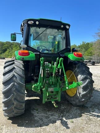 Image of John Deere 6120M equipment image 3