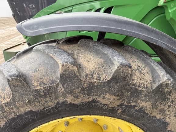 Image of John Deere 6155M equipment image 2