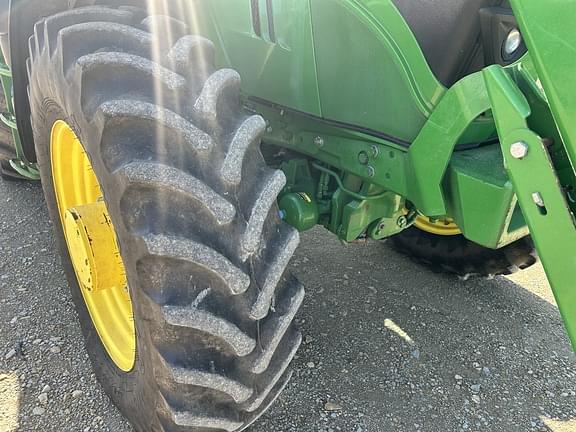 Image of John Deere 6155R equipment image 4